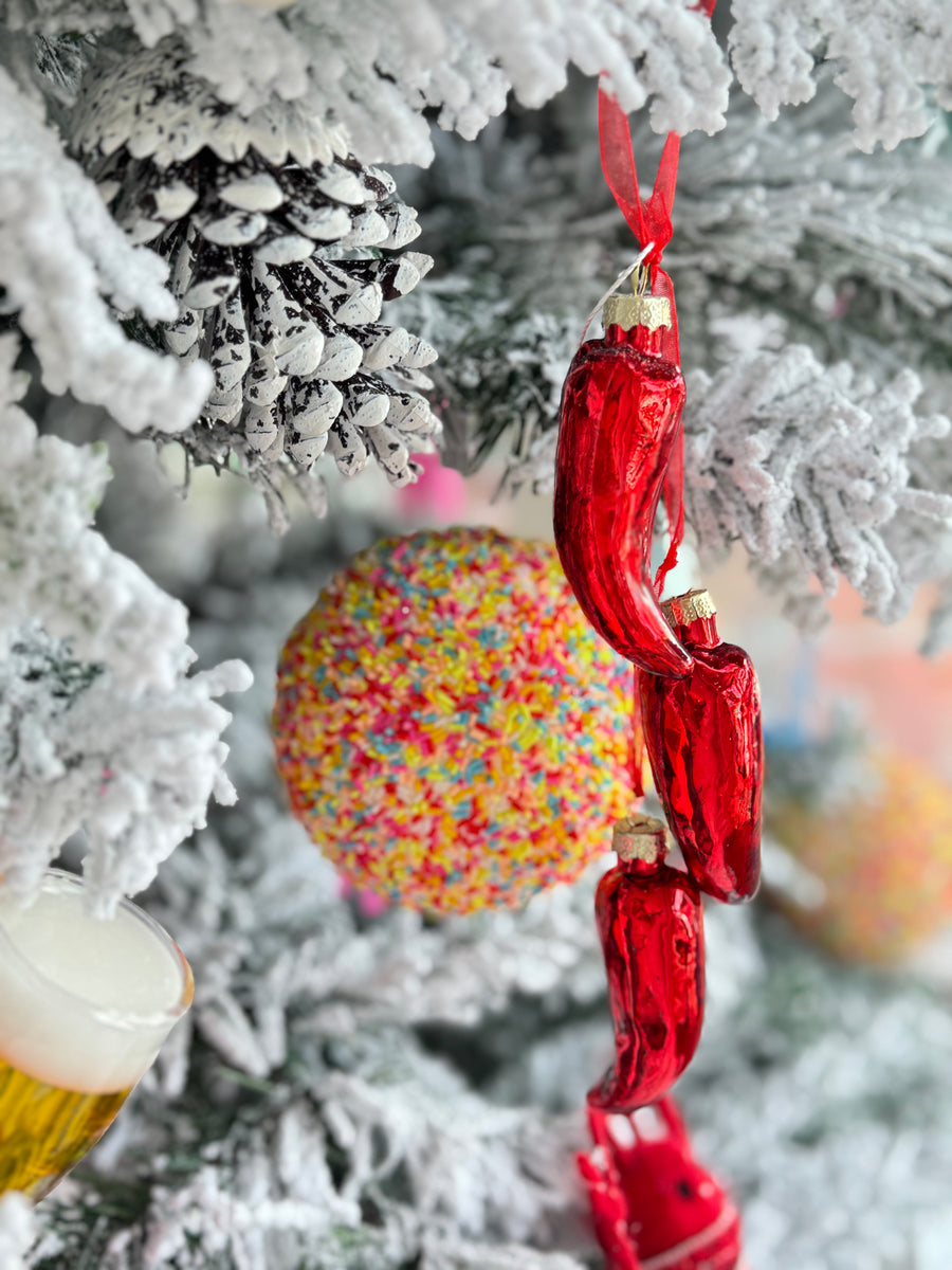 Glass 3 Chilli Ornament